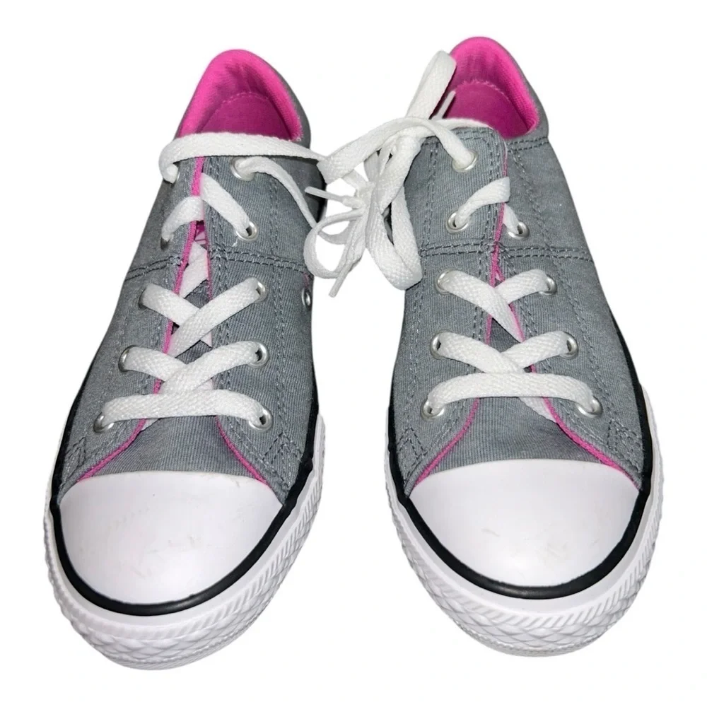 Converse CTAS Madison magenta pink grey like new Size 2 youth beautiful